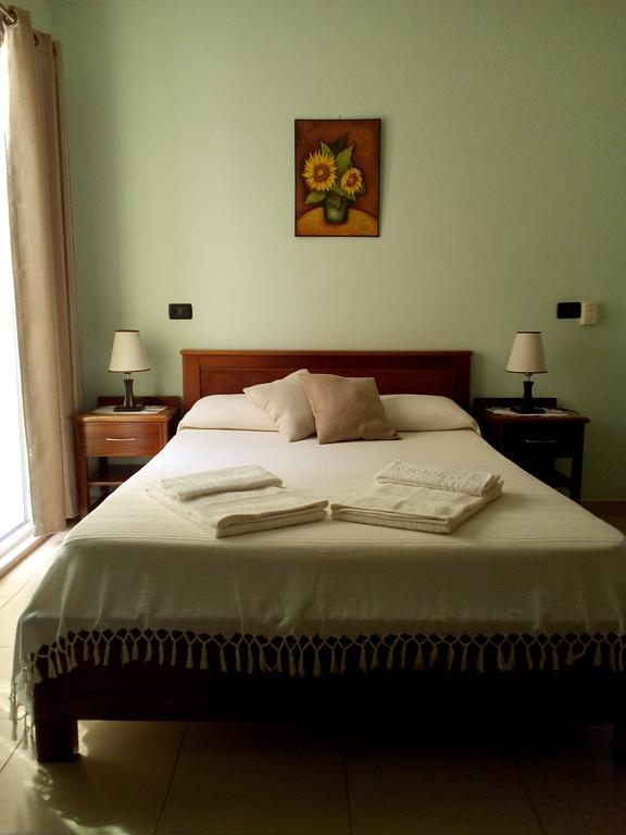 Residencial La Marea B&B Tarrafal Tarrafal  Ngoại thất bức ảnh